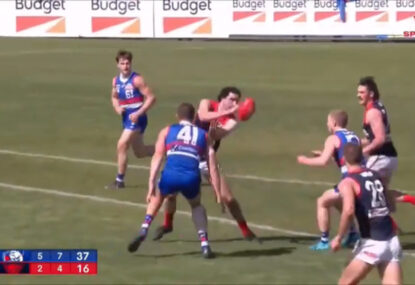 LISTEN: Jason Bennett's brutal drive-by on Campbell Brown during 30 seconds of pure VFL chaos